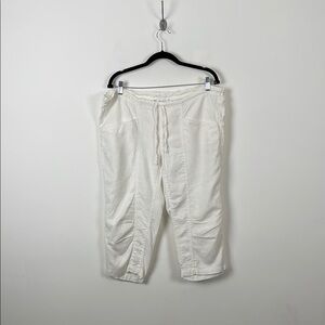 Cabi Linen White Cropped Capris Women's M Drawstring Waist Relaxed Beach Pants